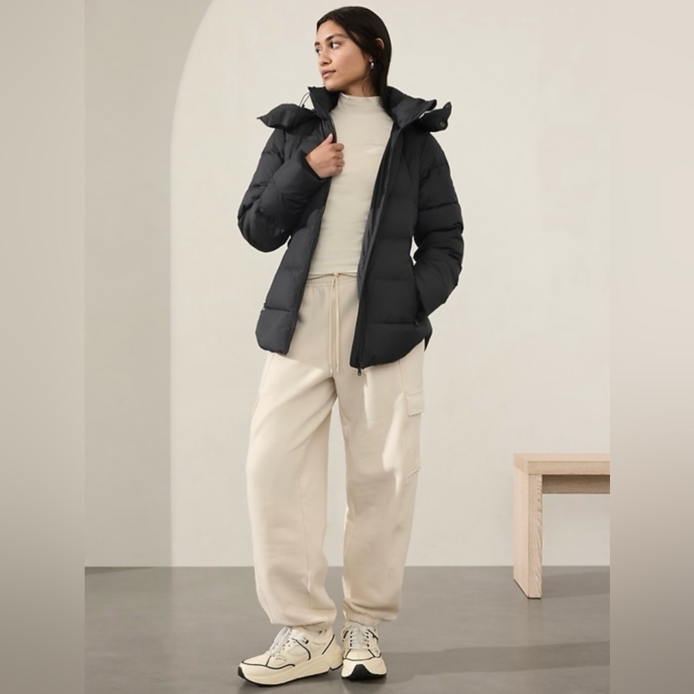Athleta Downtown Puffer Jacket // Black #659091